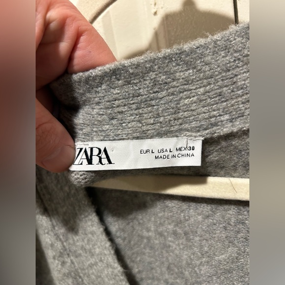 ZARA Wool Blend Oversized Cardigan in Gray , size Large - Picture 9 of 10